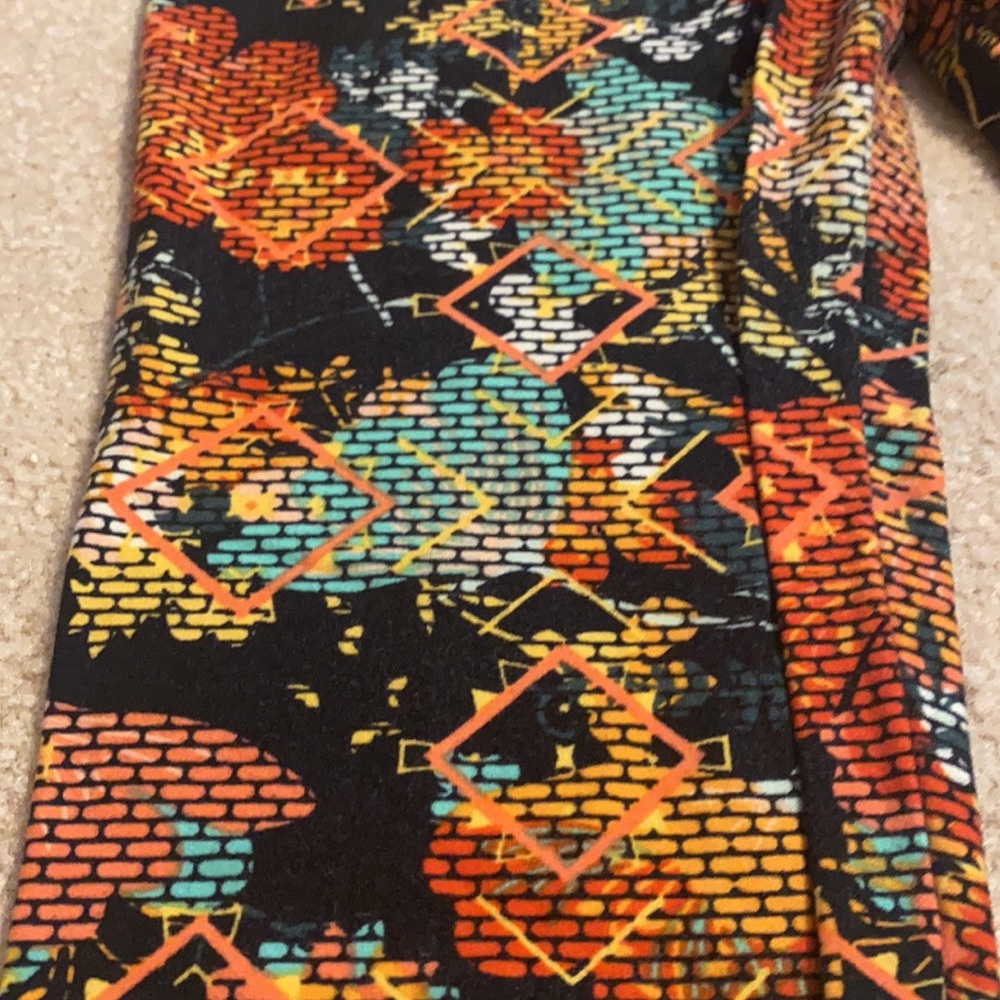LuLaRoe Leggings OS - Picture 2 of 4
